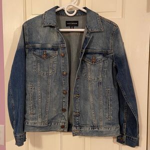 Super cute Jean jacket!